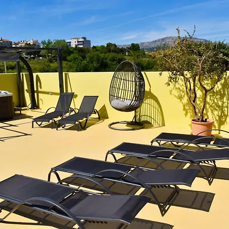 Luxury Rooftop With Terrace And Jacuzzi Appartamento Spalato