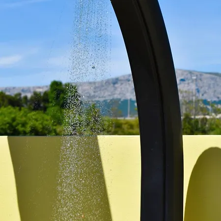 شقة Maslic سبليت