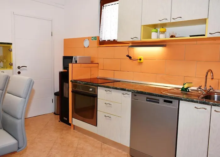 Apartman Maslic *