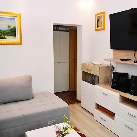 Apartment Luxury Rooftop With Terrace And Jacuzzi Split