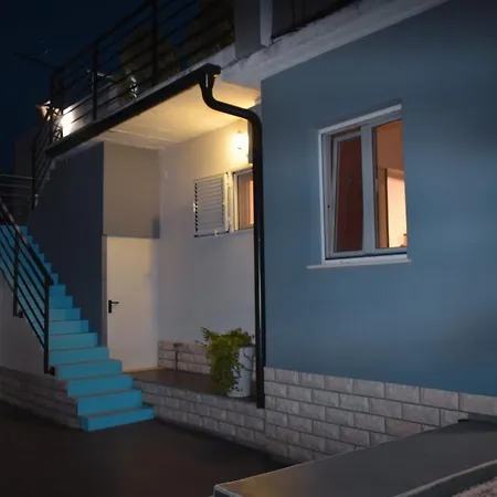 Apartment Luxury Rooftop With Terrace And Jacuzzi